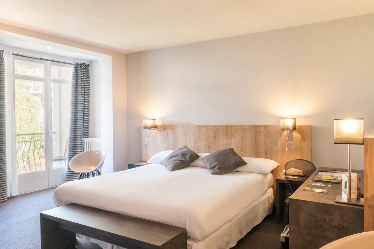 Logis Hotel Le Miramont Argeles-Gazost ภายนอก รูปภาพ